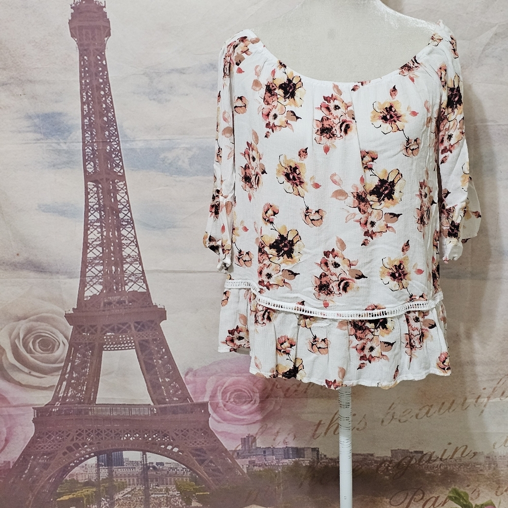 Lavish Floral Blouse - White and Pink